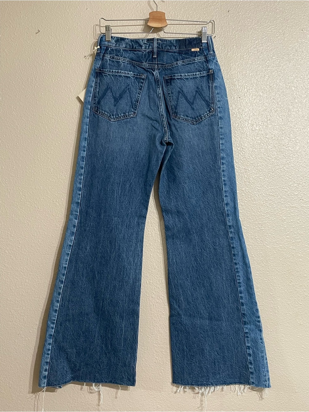 MOTHER The Tux Sidestepper Sneak Fray Jeans - Picture 4 of 14
